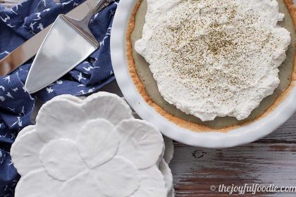 White Chocolate Matcha Pie Grain Free - Recipe