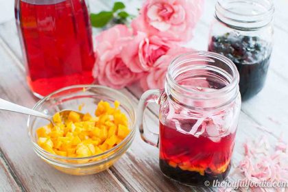 Hibiscus Rose Tea with Mango and Honey Boba